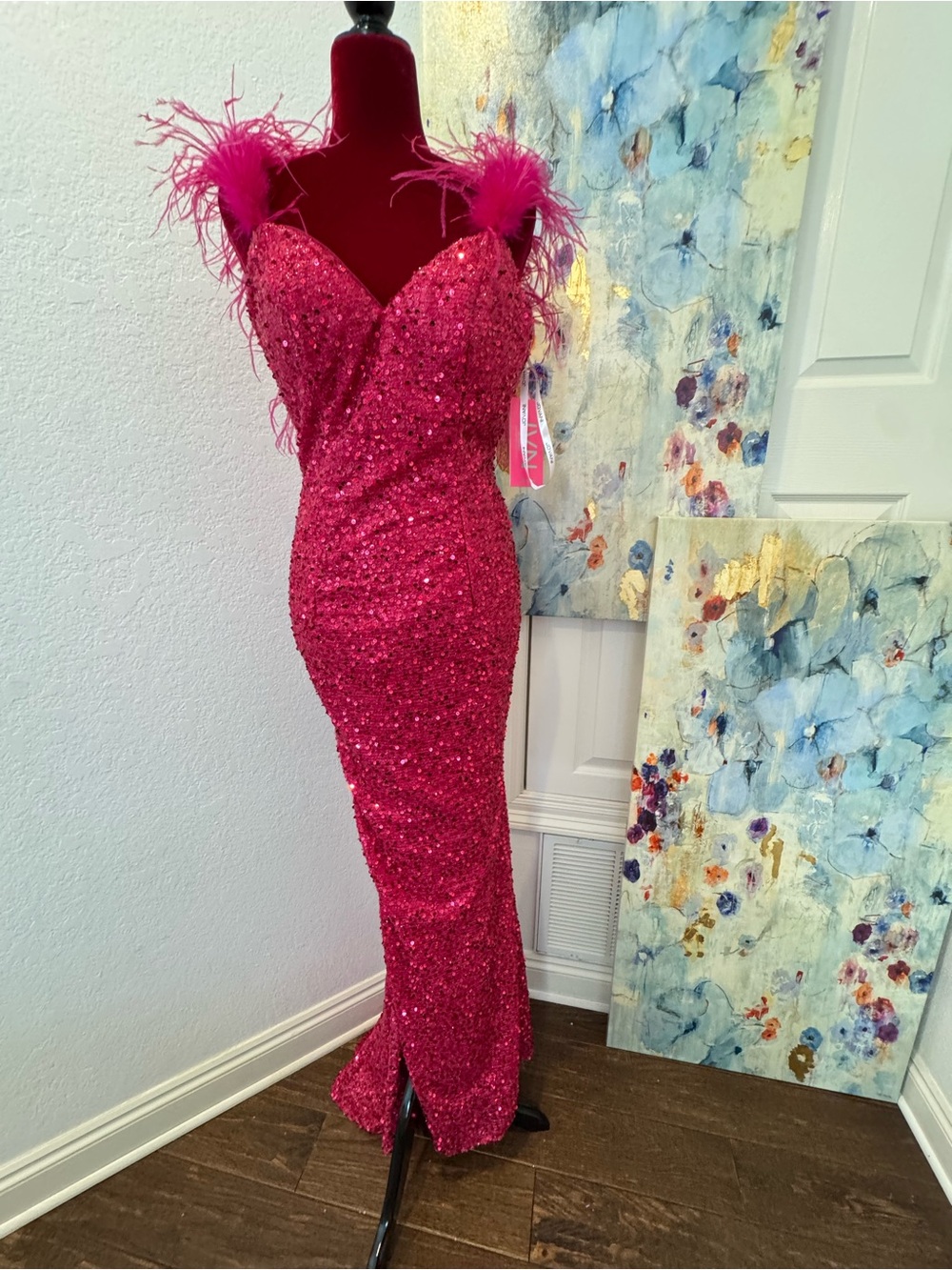 JVN by Jovani Sz 4 Fuchsia Sequin Feather Strap Gown 36417
